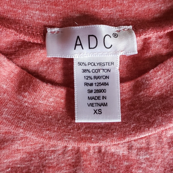 Cute Crop Top T-Shirt - Picture 2 of 3